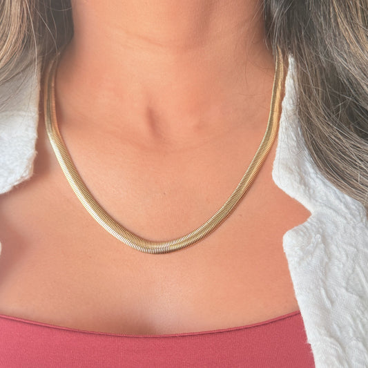 Collar Serpiente Dorada